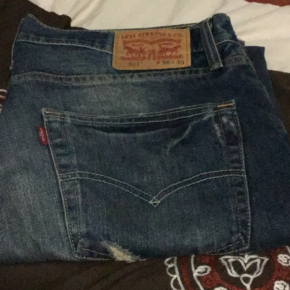Levi’s 513 Distressed 36/30